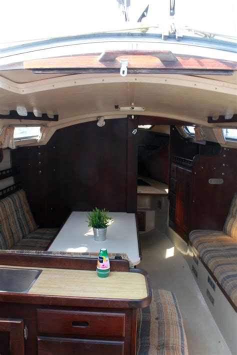Georgetown Catalina 30 For Sale Interior Photos