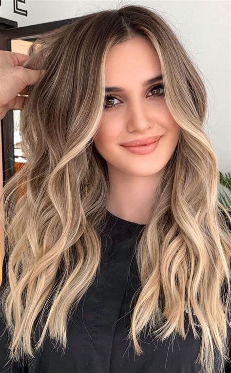 Pin By Andreaaamartinezzz On Tintes Light Hair Color Blonde Light Brown Hair Ash Blonde