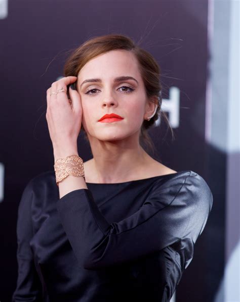 Emma Watson At Noah Premiere In New York Celebzz Celebzz