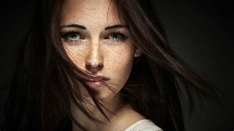 Women Brunette Face Green Eyes Freckles Wallpapers Hd