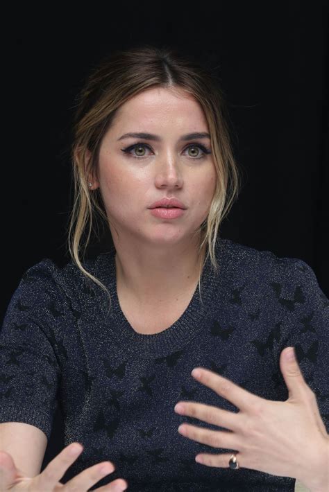 Ana de armas had a major role in the movie, war dogs and she had played the wife of miles teller's character. Ana de Armas - "Blade Runner 2049" Photocall in Los ...