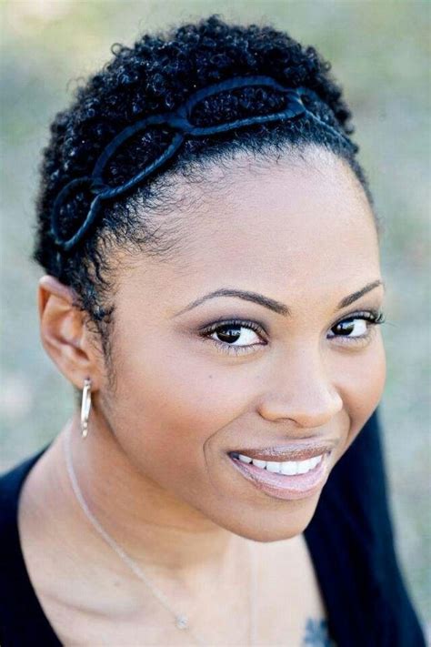 Curly bronde hair is the latest trend and most requested style. Twa with headband | Natural hair styles, Short natural ...