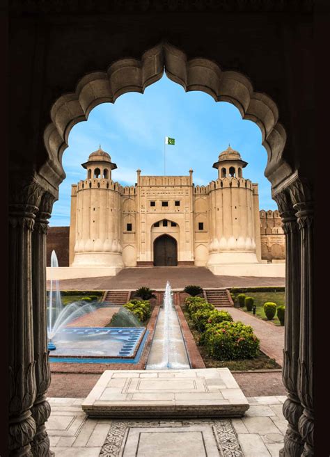 Lahore Fort Pakistan | Definitive guide for travellers - Odyssey Traveller