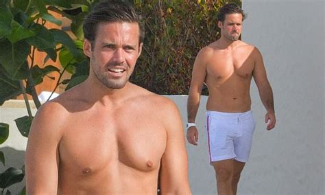 Shirtless Spencer Matthews Shows Off His Ripped Physique In St Barts Daily Mail Online