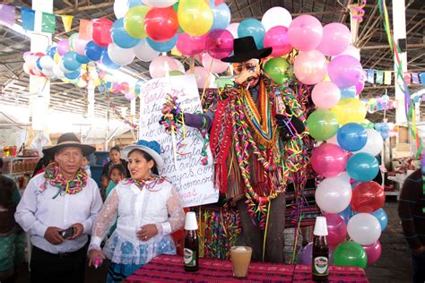 Vive El Carnaval Al Máximo En La Ciudad Del Cusco