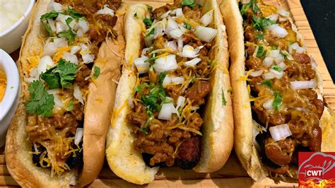 Make dinner tonight, get skills for a lifetime. Chili Hot Dog Recipe - Cooking With Tammy.Recipes