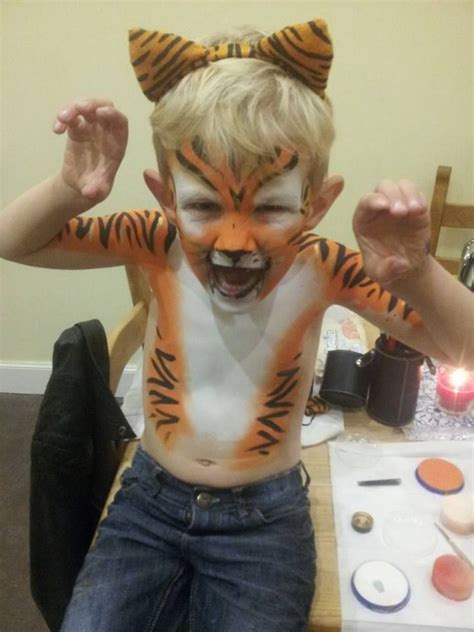Tiger Bodypainting By Imogen Maxwell On Wee Struan Just For Fun