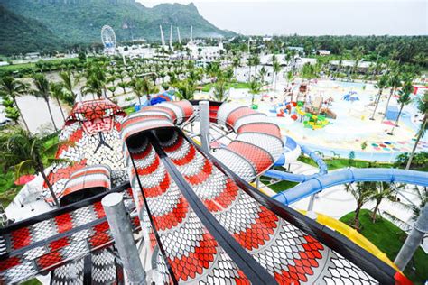 Gua ini juga pernah menjadi tempat pelombongan bijih timah. 11 Tempat Wisata di Hua Hin Thailand - TempatWisataUnik.com