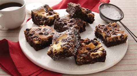Try betty crocker™'s range of delicious cake mixes which make it quick and easy to bake marvellous cakes for friends and family. Cake Mix Cheesecake Brownies recipe from Betty Crocker