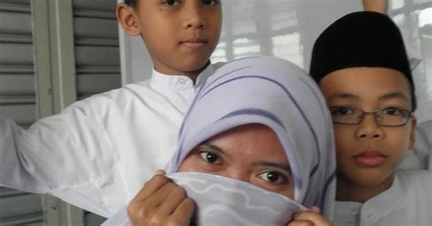 Ajukan pertanyaan tentang tugas sekolahmu. Contoh Teka Teki Ada Ekor Bukan Binatang Ada Kepala Bukan ...