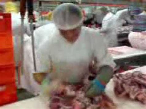Unternehmensform kommanditgesellschaft gründung 1971 unternehmenssitz rheda wiedenbrück, in der mark 2 unternehmensleitun. Rzeźnia Tönnies Fleisch Rheda-Wiedenbrück klepa (wyrywanie ...
