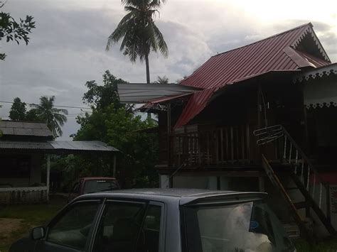 Tahniah juga kepada pak chot 9w2pcs di atas daya kreativiti merekabentuk dan membina menara pemancar yang sungguh menarik dan praktikal. Pusat Khidmat N27 DUN Pantai Merdeka: Bencana Ribut di ...