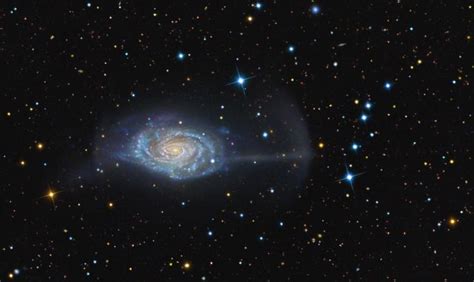 Spiral Galaxy Ngc4651 In Coma Berenices Detail Spiral Galaxy Galaxy