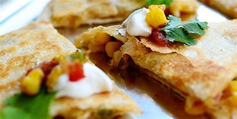 Pot pie, soup, roast chicken, and showstopper chicken. The Pioneer Woman | Food recipes, Quesadilla, Cooking