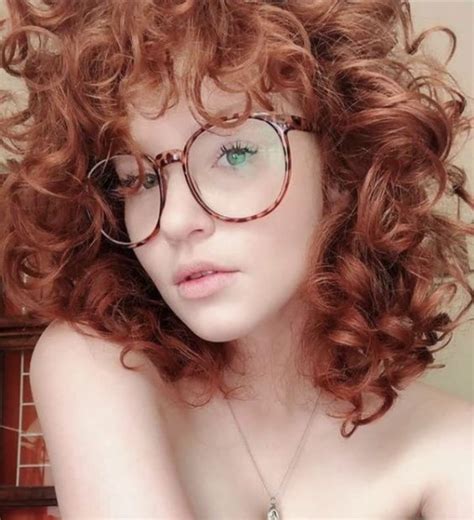 Pin By Andrew Picot On Portraits Red Hair And Glasses Beautiful Red