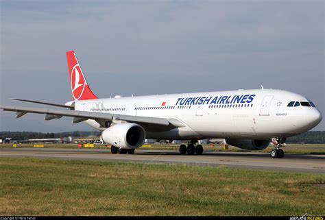 Tc Jno Turkish Airlines Airbus A330 300 At Milan Malpensa Photo