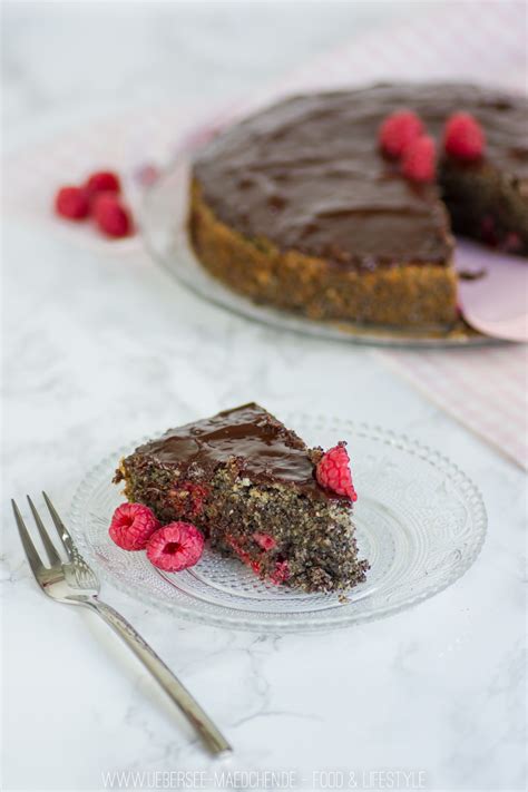 Jetzt ausprobieren mit ♥ chefkoch.de ♥. Schoko-Mohn-Kuchen ohne Mehl mit Himbeeren | ÜberSee-Mädchen