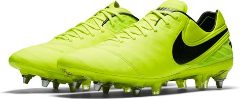 Siehe fotos leider wenig benützt, da zu schnell gewachsen! Nike Tiempo Legend VI SG-Pro - gelb | Tiempo | Nike ...