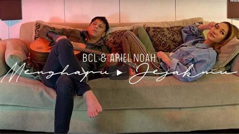 Standar channel 6.795.458 views2 years ago. Video Menghapus Jejakmu Duet Bareng BCL Tayang, Ariel Noah ...