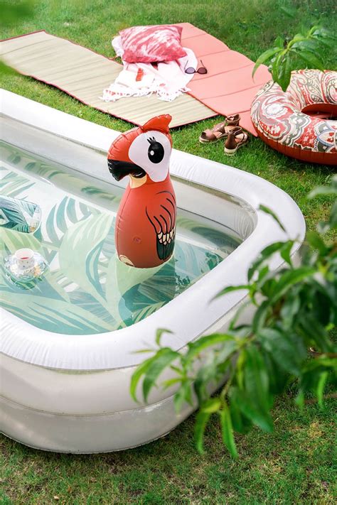 Gardening tools for avid gardeners. Poolparty in Deinem Garten 😍 | DEPOT 💚 in 2020 ...