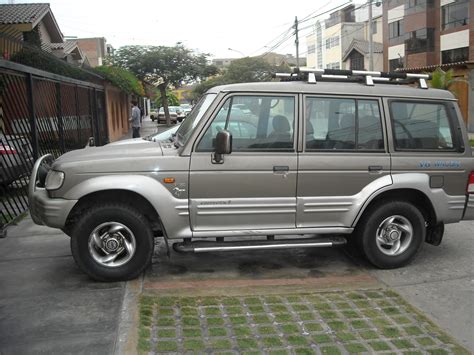 Stirnriemen in rennfarben #powerawesome #galoppdeutschland #galopper #stirnriemen #pflechten #galopprennen. Hyundai Galloper technical specifications and fuel economy