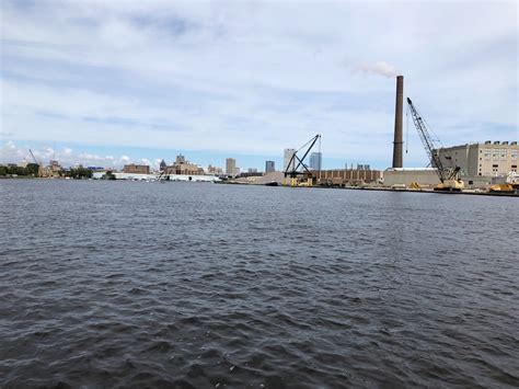 Eyes On Milwaukee 29 Million Partnership To Clean Up Harbor Urban