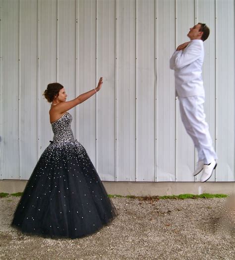 Vadering... Humorous Funny Outdoors Creative Unique Photographs Save the Date Photo Ideas ...