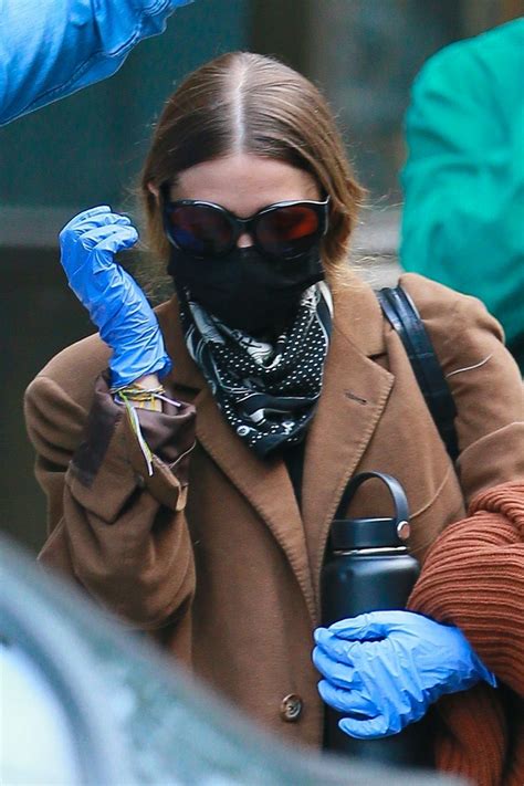 Olsen twin sets the bar for isolation style. Ashley Olsen - Leaving Her Office in NYC 05/14/2020 ...