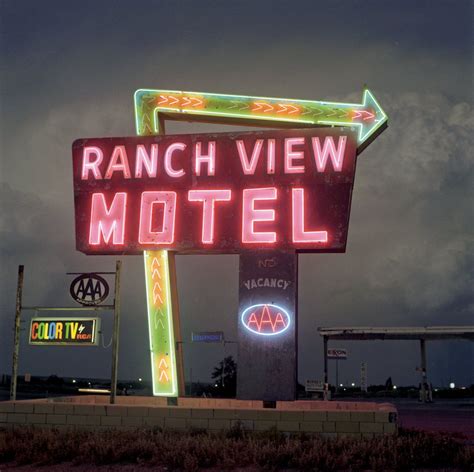 The Vanishing World Of Neon Motel Signs Neon Signs Vintage Neon