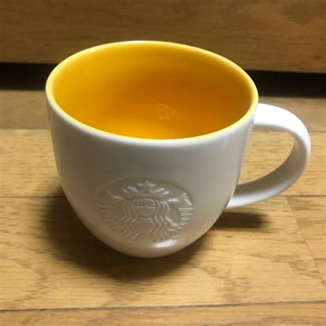 Последние твиты от ケイン・ヤリスギ「♂」 (@kein_yarisugi). Starbucks Coffee - スターバックス マグカップ エンボスロゴ ...