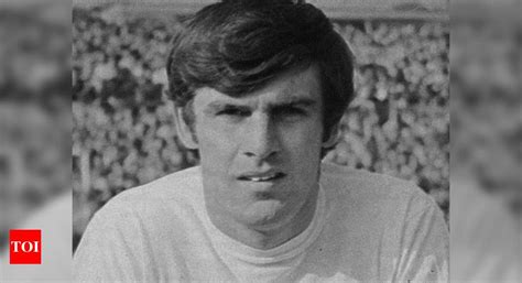 Leeds United Great Peter Lorimer Dies At 74 After Long Illness