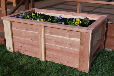 DIY Raised Garden Bed