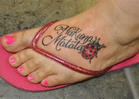 Swahili doesn't use symbols, this is actually made up. Hakuna Matata Tattoos Designs, Ideas and Meaning | Tattoos For You