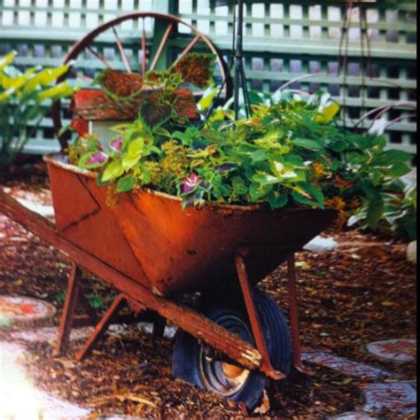 Wheelbarrow Planter Creative Gardening Wheelbarrow Planter Wheelbarrow