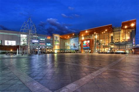Băneasa shopping city este un centru comercial din nordul bucureștiului, deschis la data de 18 aprilie 2008. Prosecutors want 14-year prison sentence for Baneasa mall ...