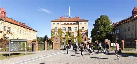 It is locally known as högskolan i kristianstad. Kristianstad University (Kristianstad, Sweden) - apply ...