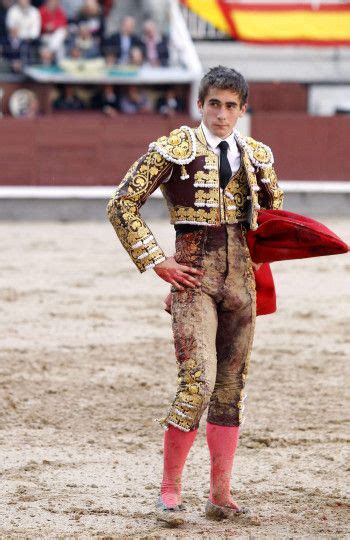 Pin By Freddy Solis On Bultos Men In Tight Pants Matador Costume Men In Uniform