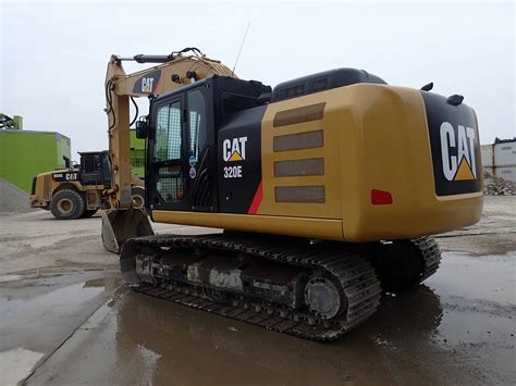 R Engineering Used Earth Moving Machines For Sale Excavator Cat 320e