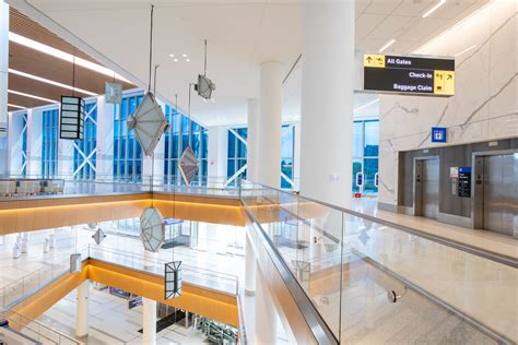 Atrium Of Deltas New Lga Terminal Delta News Hub