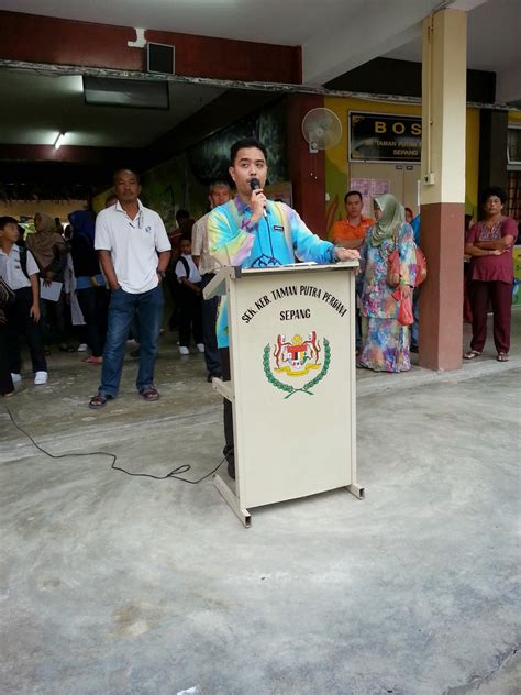 Kemudian si tante yang malu ngeloyor pergi keluar kamar. Sekolah Kebangsaan Taman Putra Perdana: Laporan ...