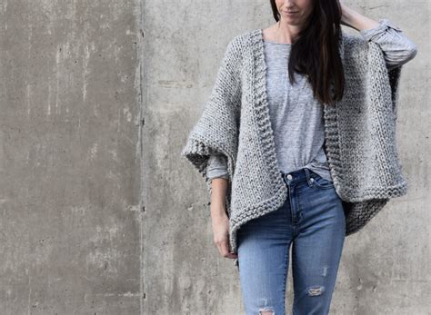 Collection of knitted models, descriptions, patterns, charts. Telluride Easy Knit Kimono Pattern - Mama In A Stitch