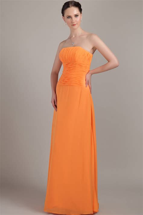 Chinese brides are big fans of red bridesmaid dresses because of the history and symbolism behind it, representing luck, happiness, prosperity and eternal joy. Strapless Orange Chiffon Long Bridesmaid Dress For Girl