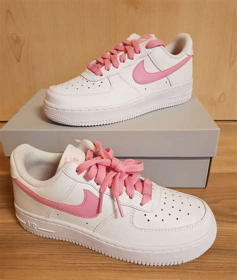 Beauty Fashion And Lifestyle Nike Air Force 1 Rosa