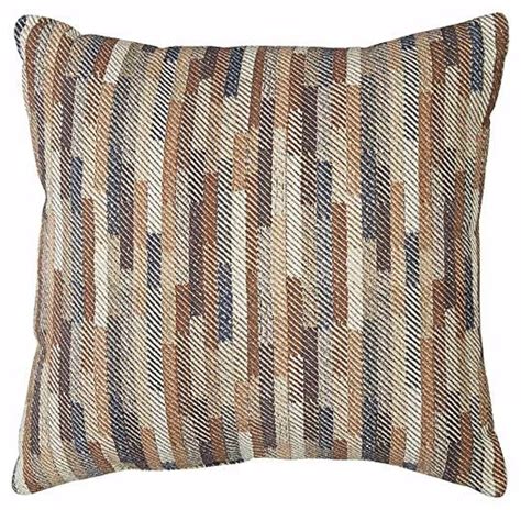 Throw blanket throw pillows faux fur throw blanket luxury throw pillow cover chunky knit throw camel throws. Amazon.com: Ashley Furniture Signature Design - Daru ...