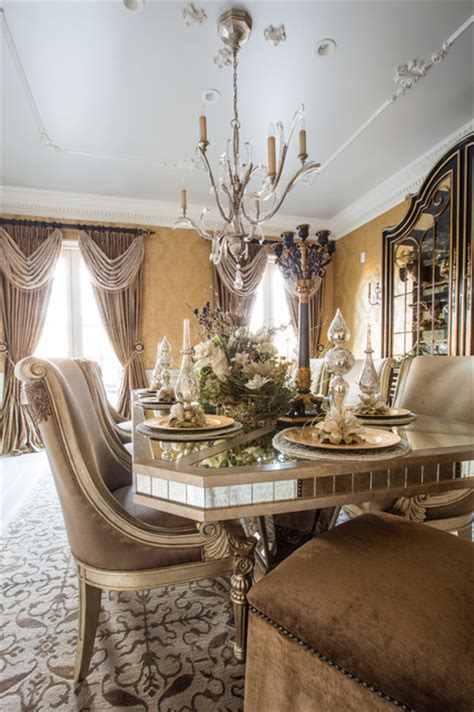 Begin with the setting for an informal dinner or luncheon and add to it using the following ideas: Marge Carson Dining Room with Holiday Table Setting ...