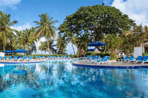 Of the three sandals resorts in saint lucia, the best rated and also biggest property is sandals grande st. 5 All-Inclusive Saint Lucia Hotels to Try Right Now