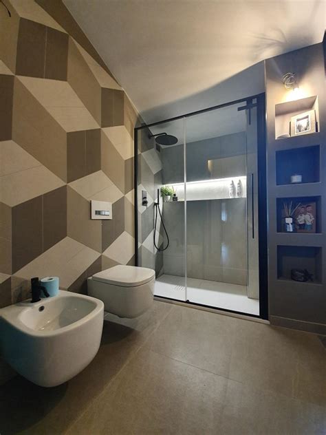 La resina in bagno è particolarmente indicata poiché crea pareti resistenti alla proliferazione di batteri su tutta la superficie. Piastrelle per bagno a Vicenza e Verona: come e dove ...