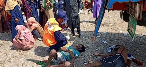 Malaysia can no longer take in rohingya muslim refugees from myanmar, prime minister muhyiddin yassin said on friday, citing a struggling economy and dwindling resources as a result of the novel coronavirus pandemic. Malaysia: Allow Rohingya Refugees Ashore | Human Rights Watch