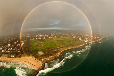 Fantastic And Rare Picture Of A Circular Rainbow Fenômenos Naturais
