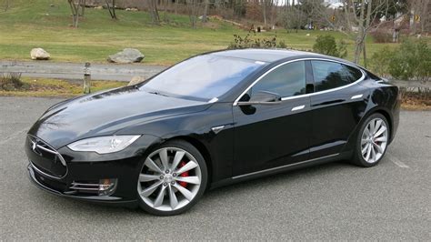 Forget Insane Tesla Model S Adds Ludicrous Mode 90 Kwh Battery Option